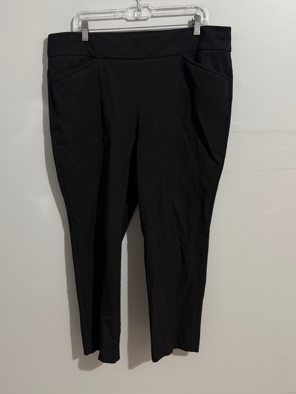 Chicos So Slimming Pants Womens 3 short XL Pull On Tapered Ankle Stretch Career
